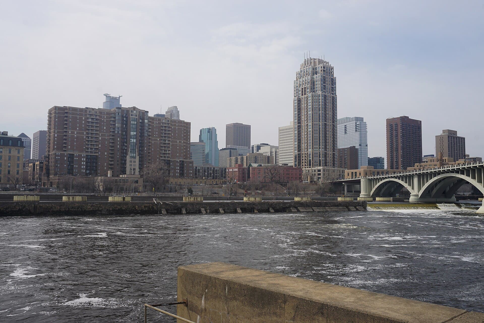Minneapolis skyline at dusk over the Mississippi River